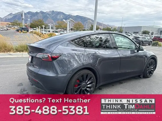 2022 Tesla Model Y Performance photo 5