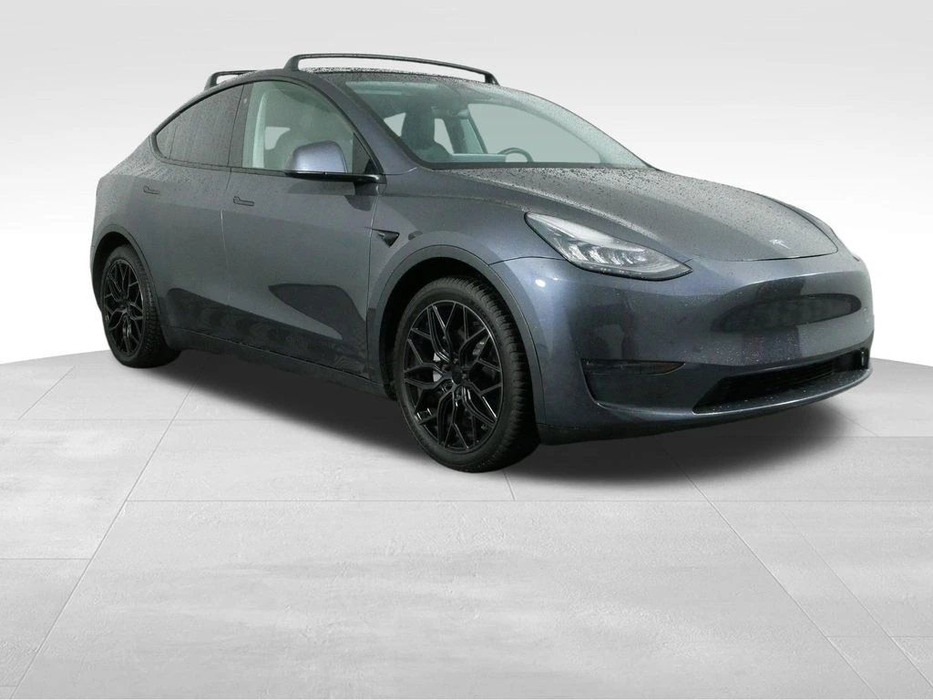 Used 2020 Tesla Model Y Long Range with VIN 5YJYGDEE4LF016525 for sale in Brooklyn Park, Minnesota