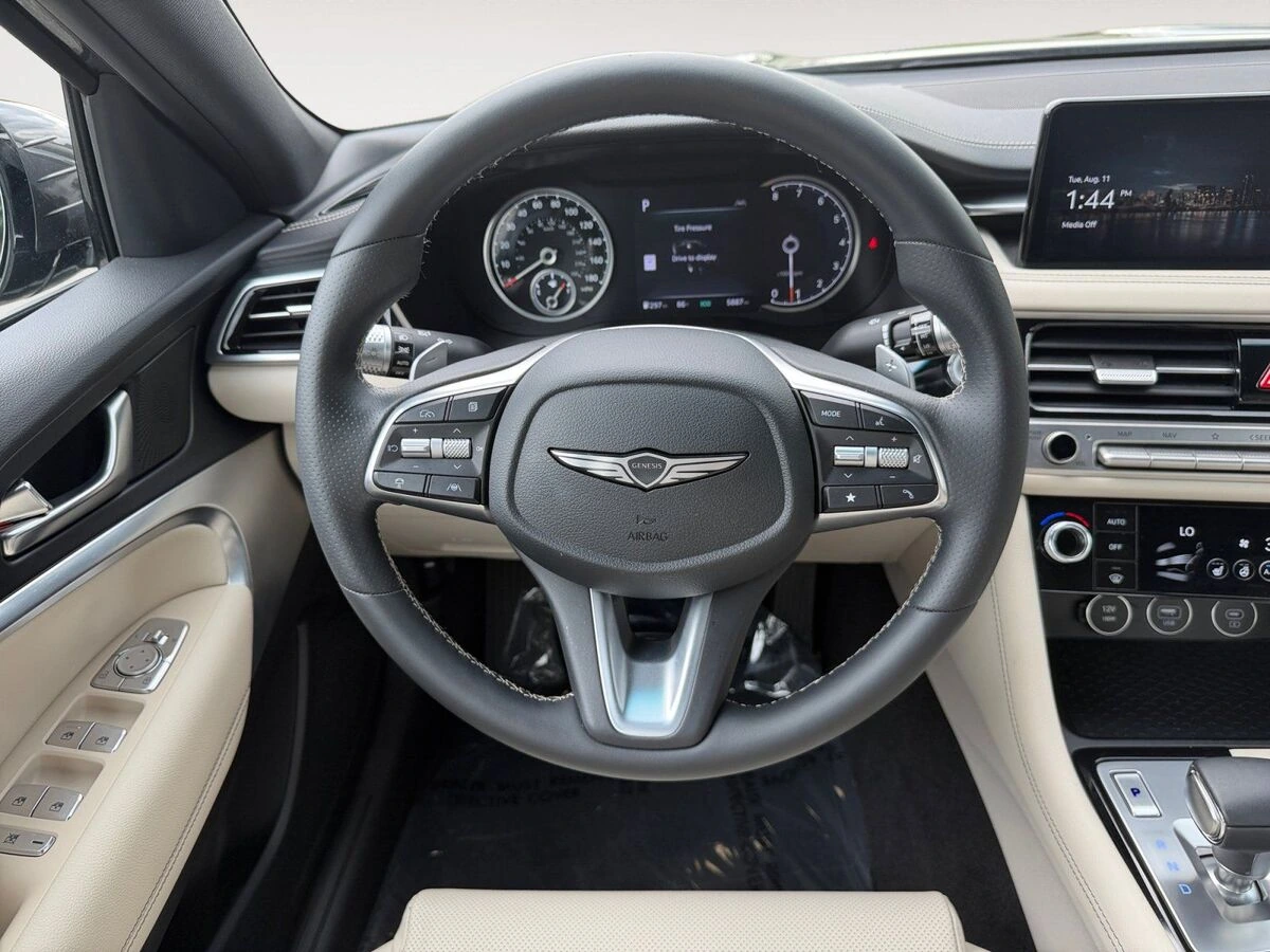 2026 GENESIS G70 Standard - Photo 21