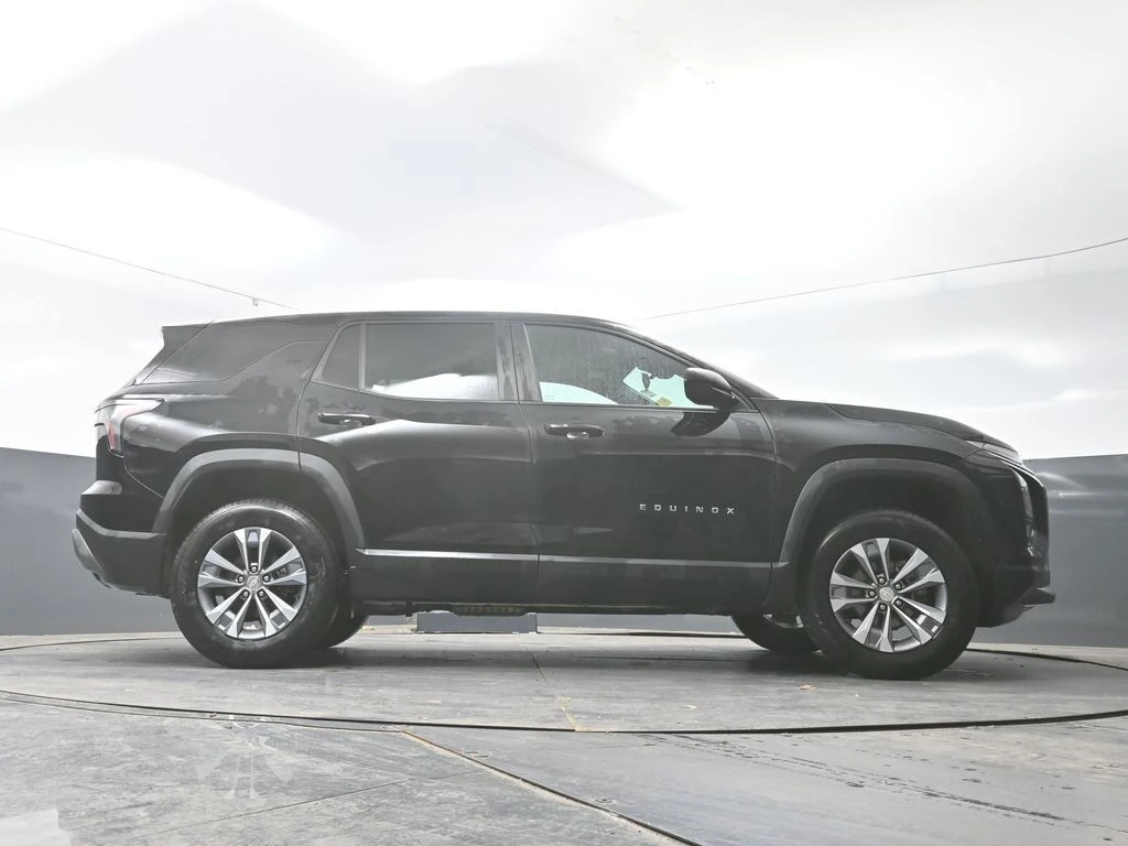 2025 Chevrolet Equinox LT - Photo 23