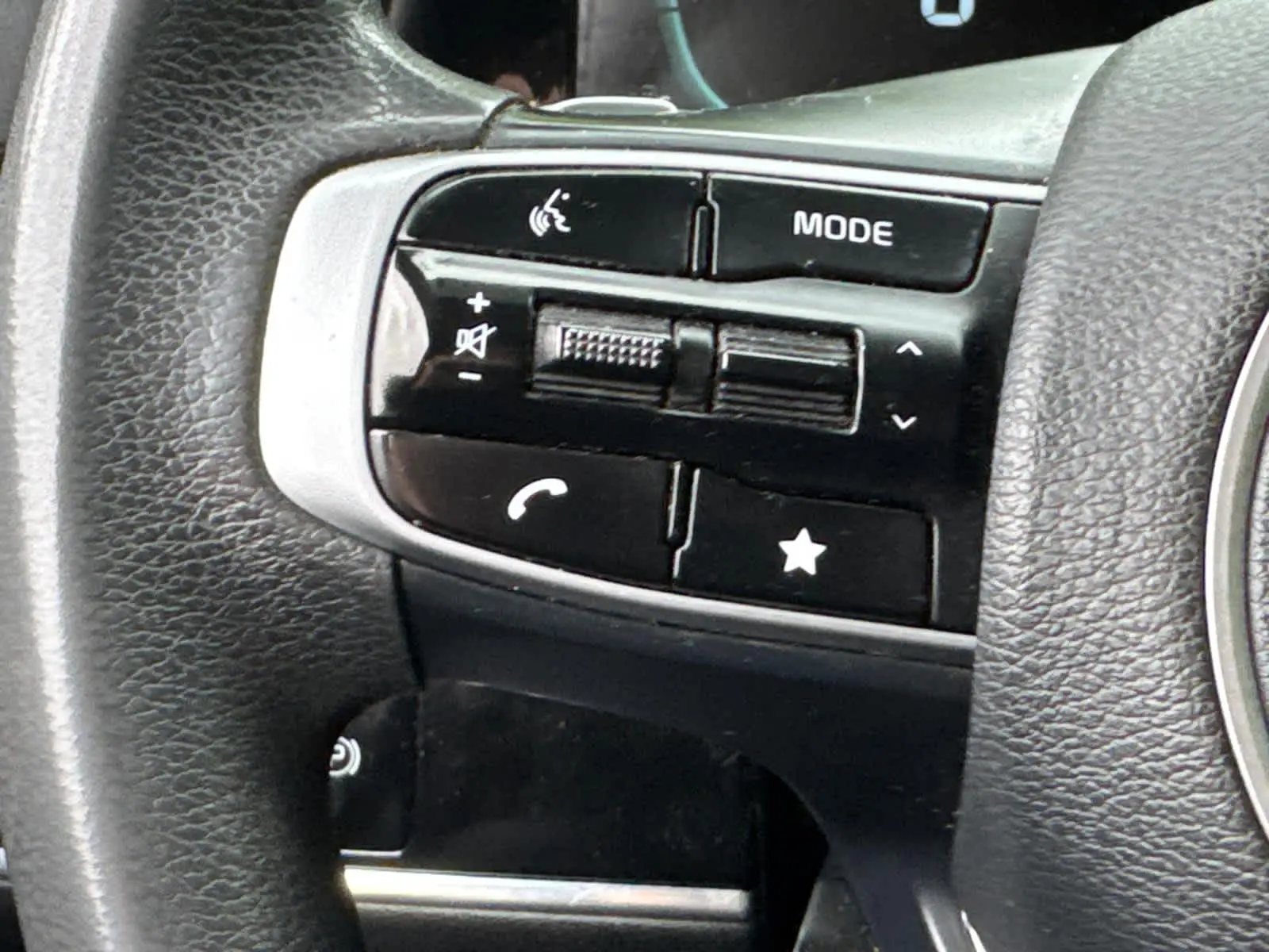 2023 Kia Sportage Hybrid LX photo 20