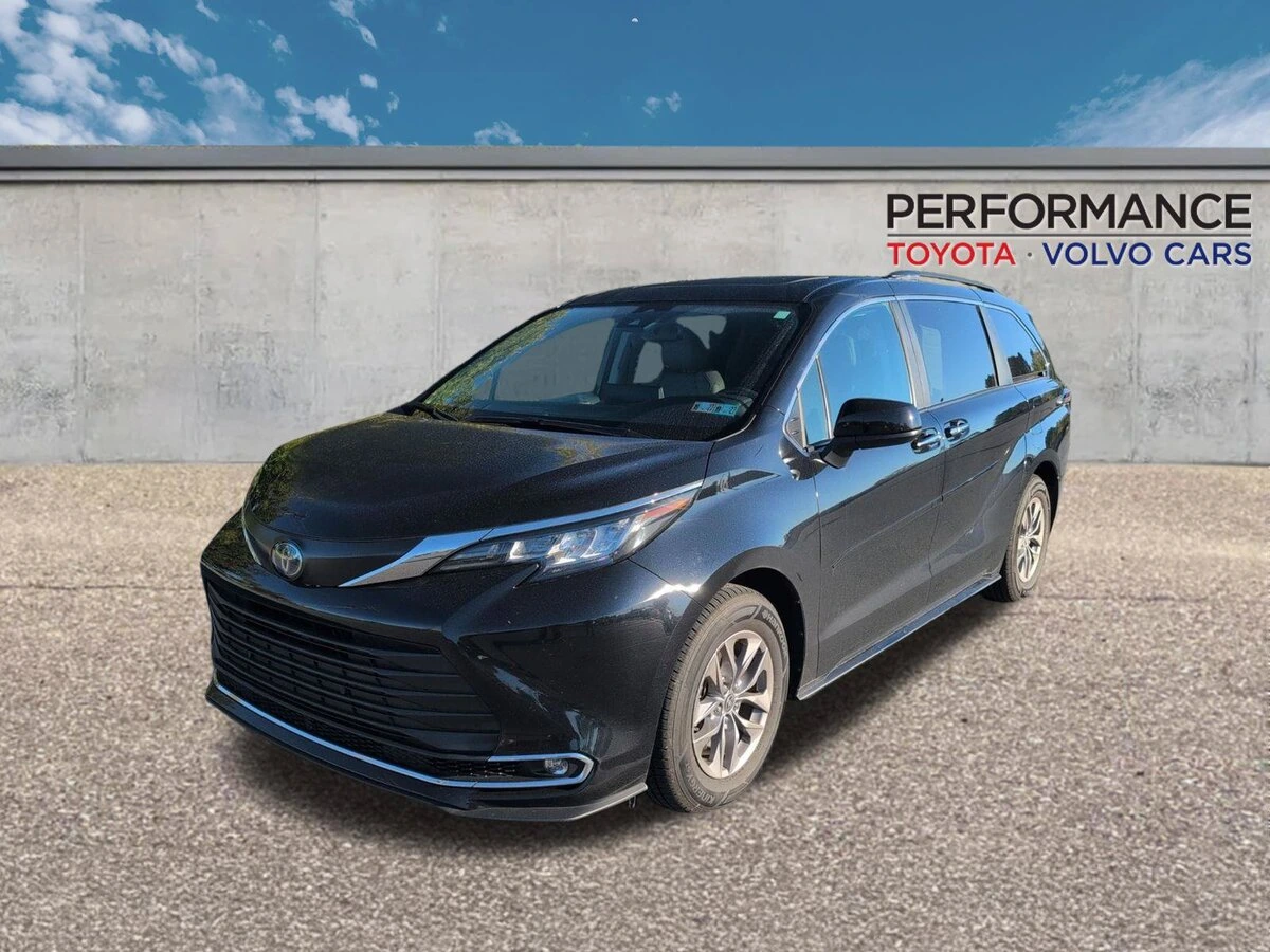 2023 Toyota Sienna