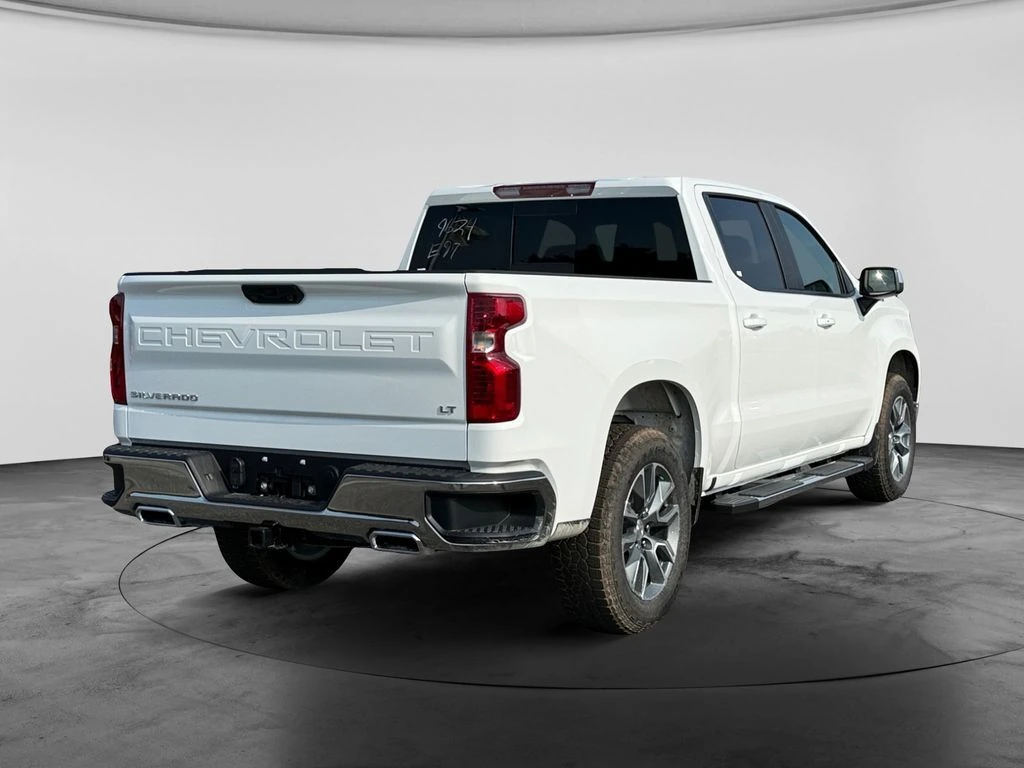 2026 Chevrolet Silverado 1500 LT - Photo 9