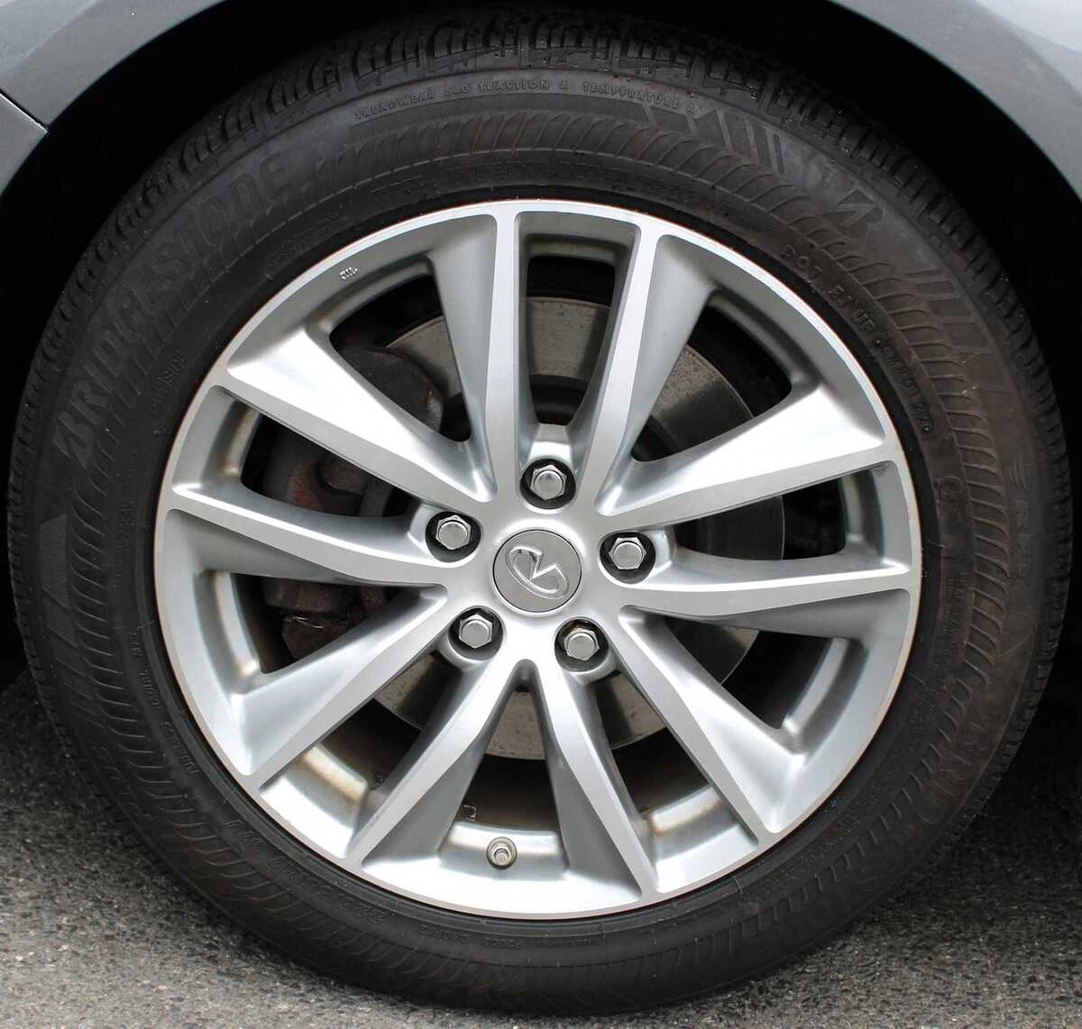 2017 INFINITI Q50 Premium - Photo 9