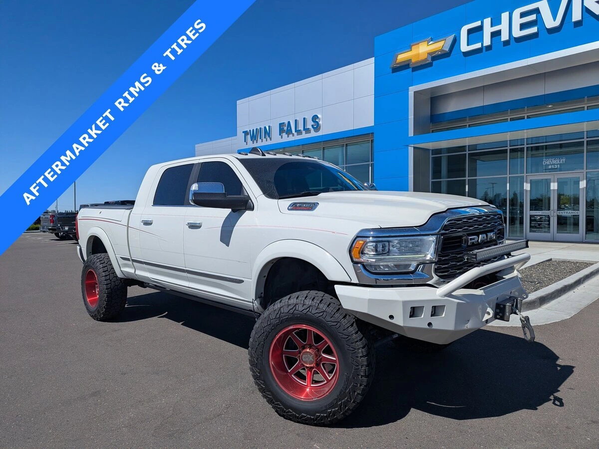 2022 RAM 3500 Pickup Limited
