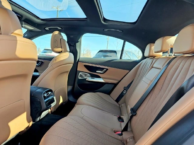 2026 Mercedes-Benz E-Class E350 - Photo 19