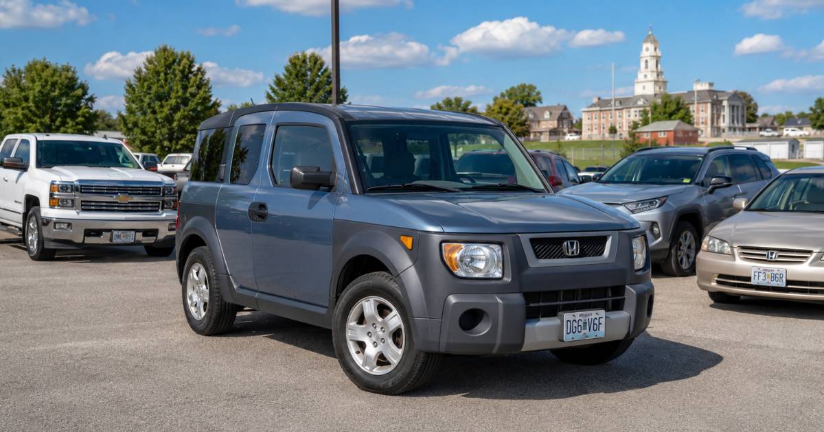 Used Honda Element for Sale in Kirksville: Reliability & Buyer's Guide for MO Drivers