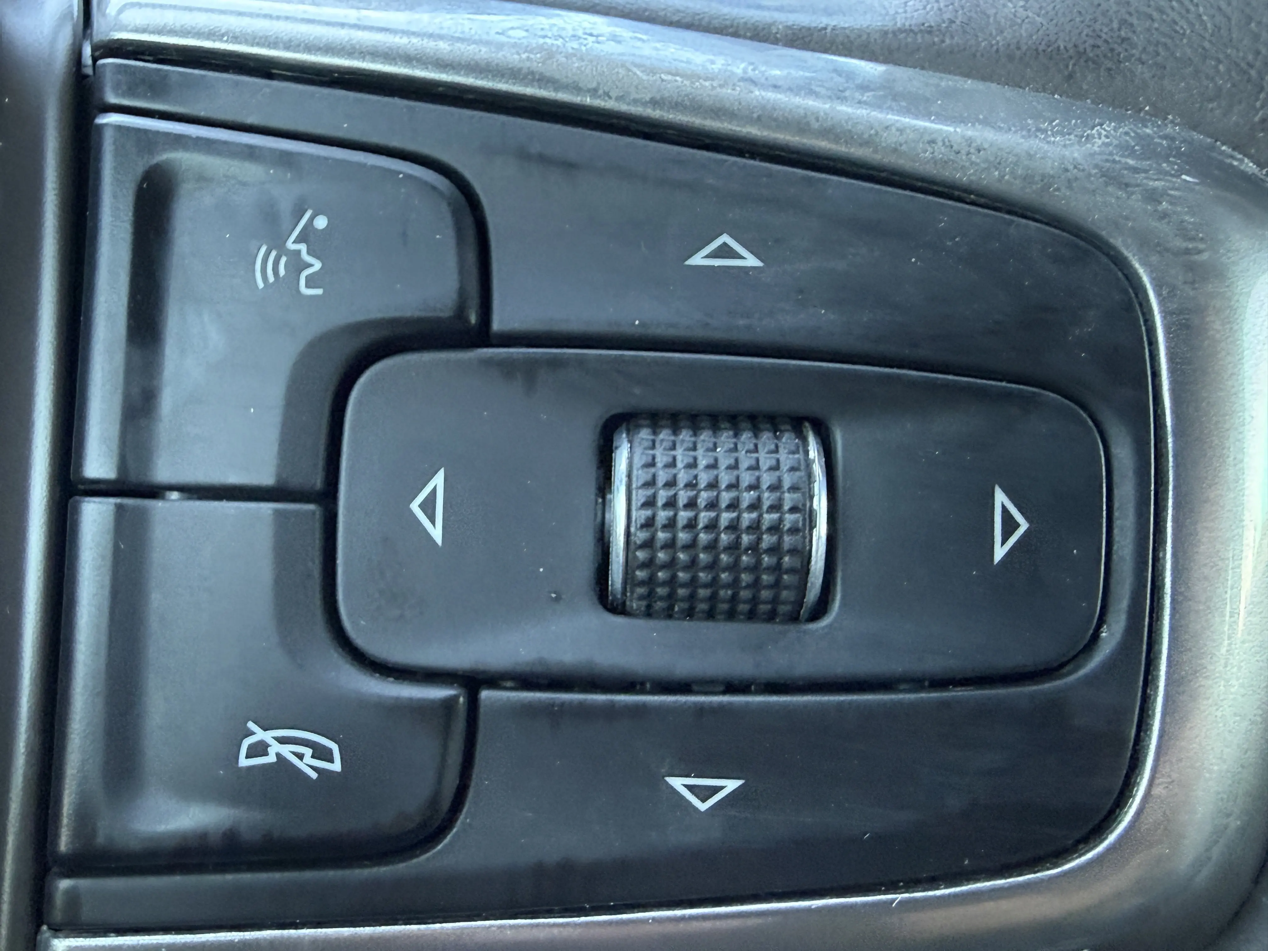 2024 Chevrolet Silverado 3500HD LT photo 29