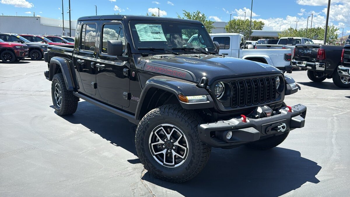 2026 Jeep Gladiator Shadow Ops 4x4