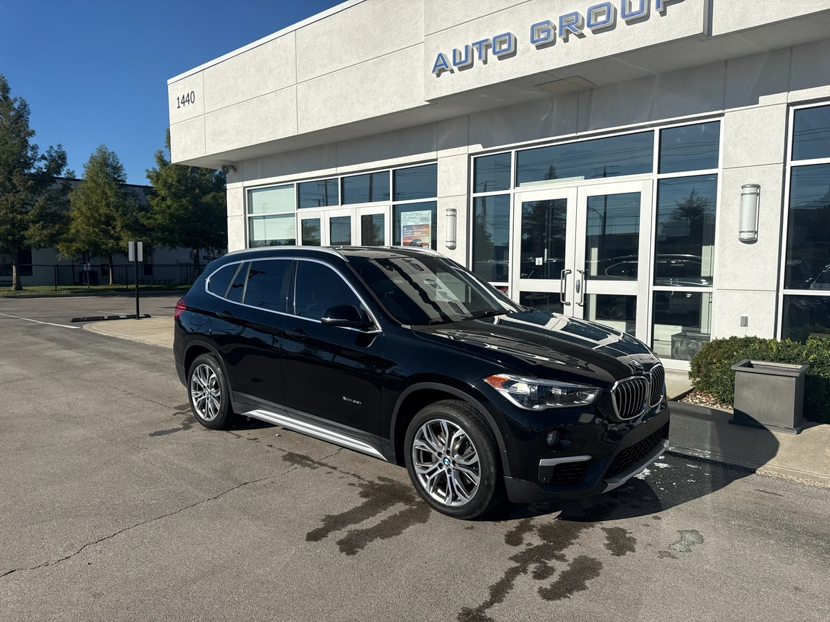 2017 BMW X1 28i