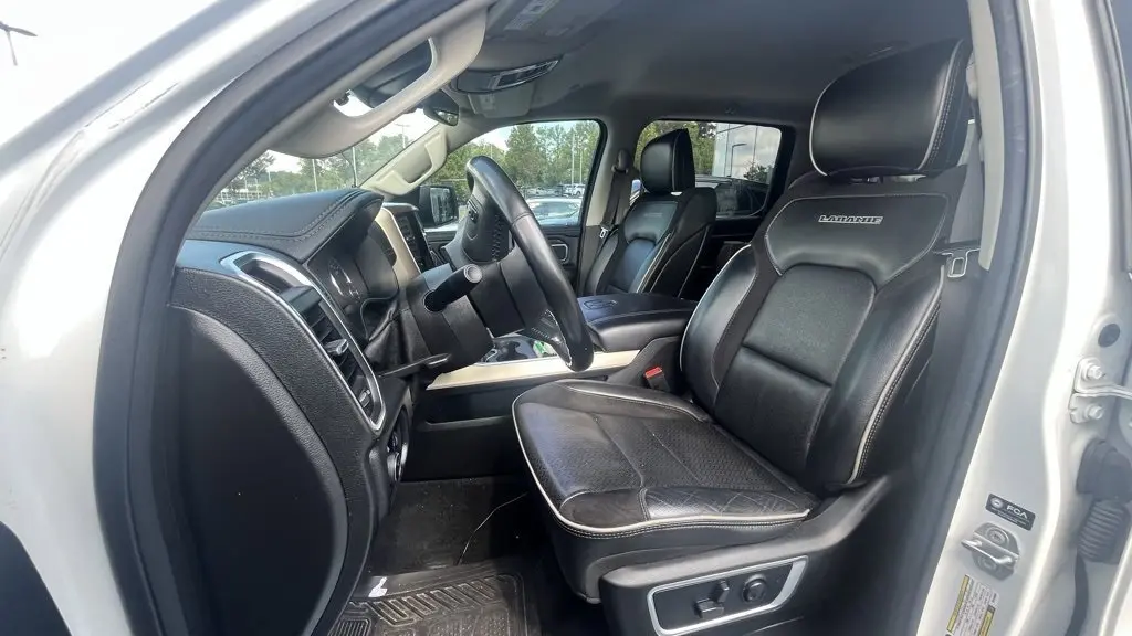 2022 Ram 1500 Laramie photo 7