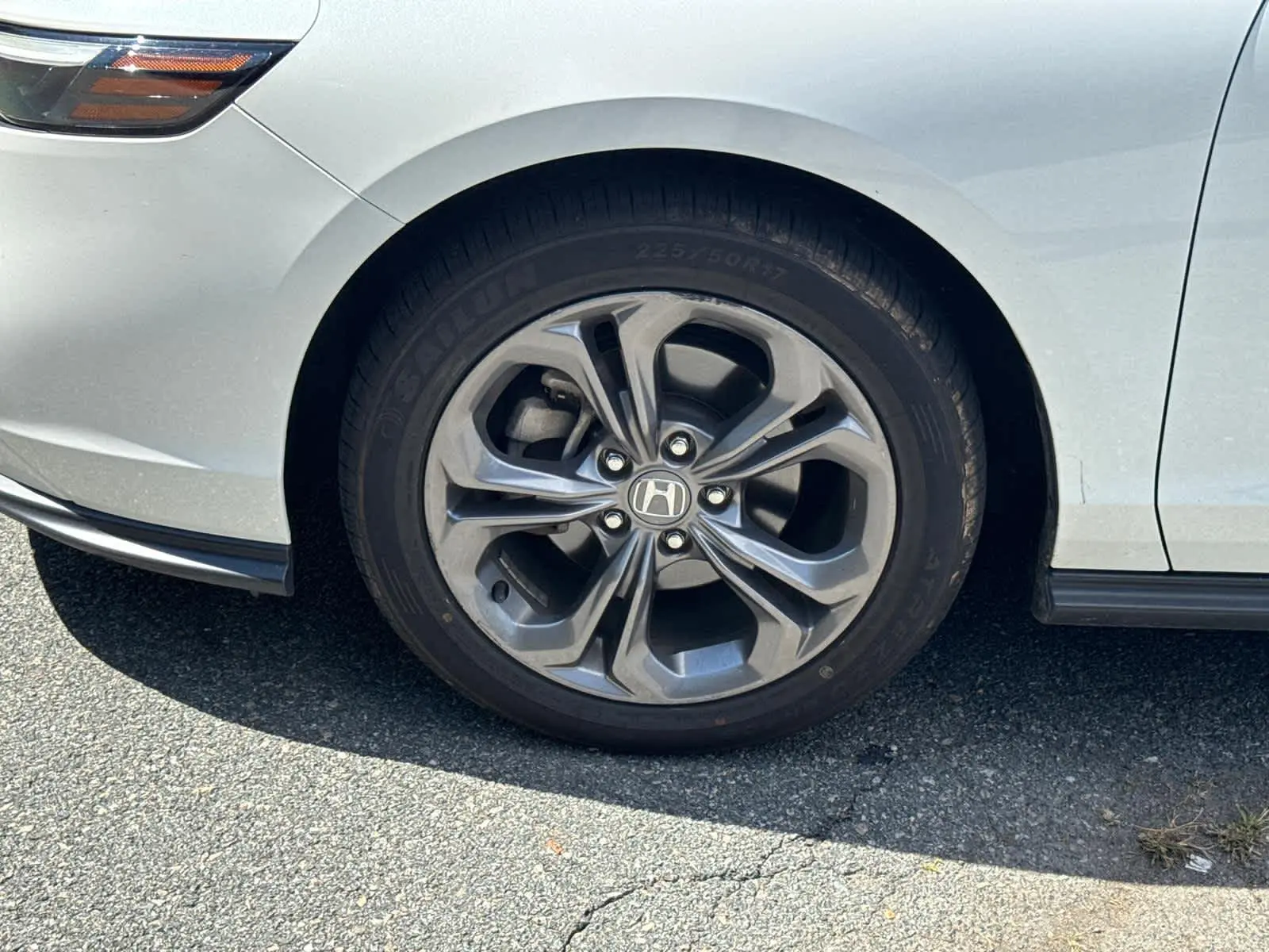 2023 Honda Accord EX photo 8