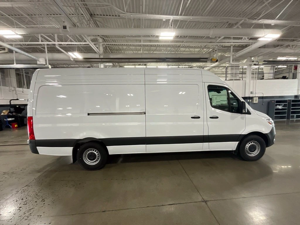 2026 Mercedes-Benz Sprinter Cargo Van Base - Photo 8