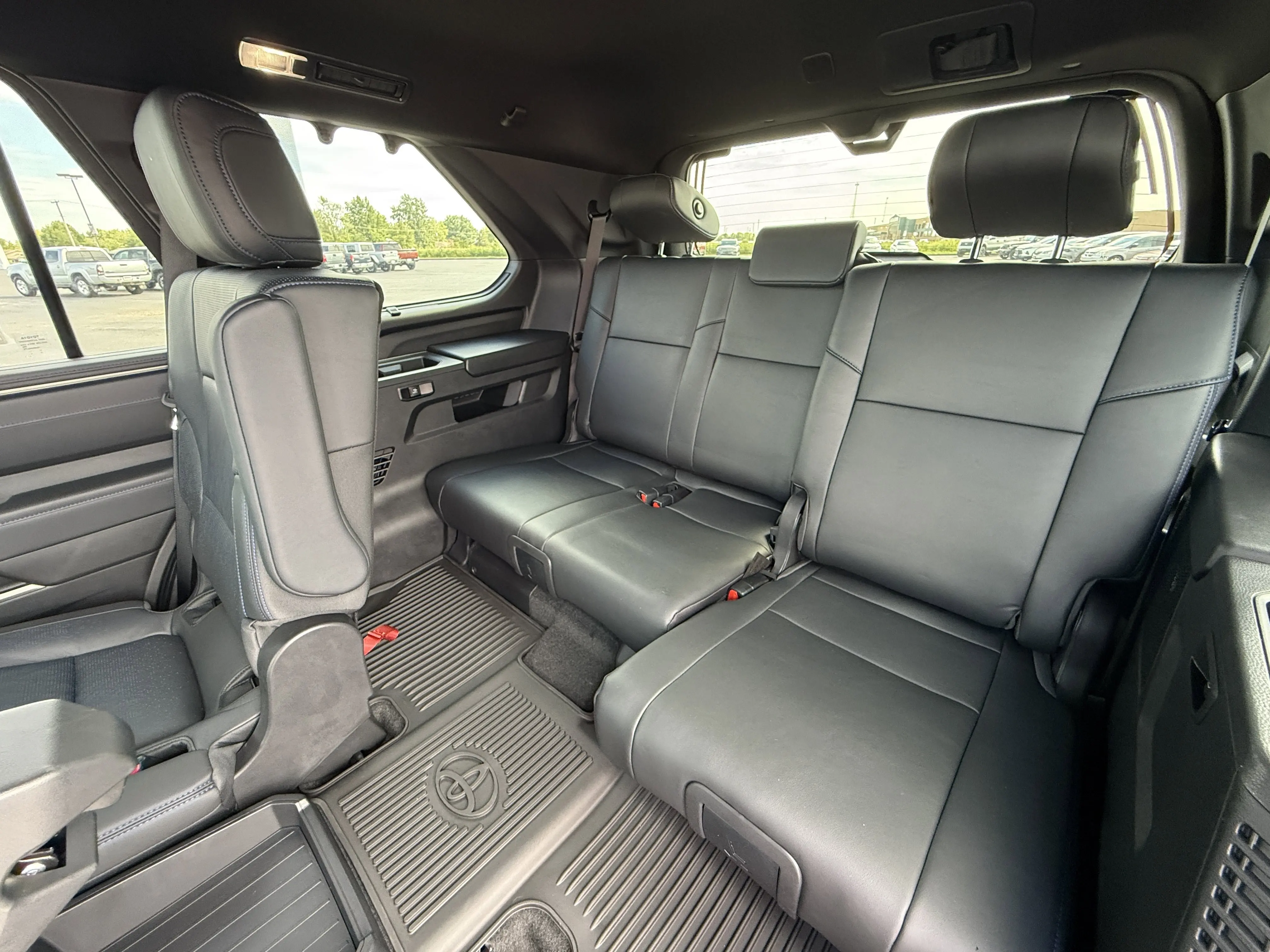 2026 Toyota Sequoia Platinum photo 17