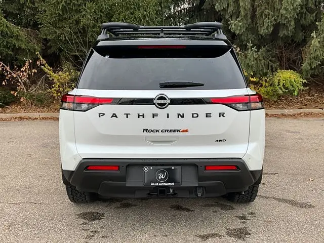 2025 Nissan Pathfinder Rock Creek photo 3