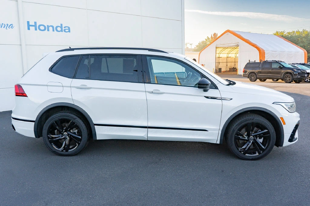 2023 Volkswagen Tiguan SE R-LINE BLACK - Photo 16