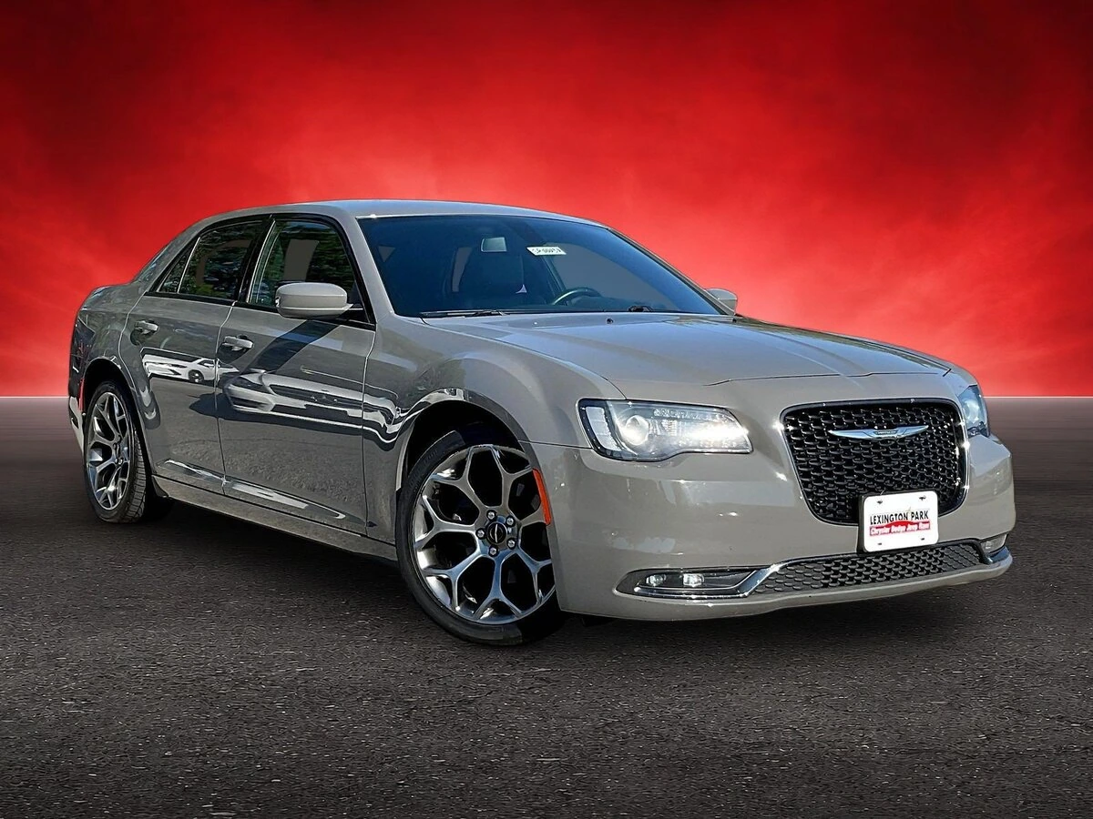 2018 Chrysler 300 S