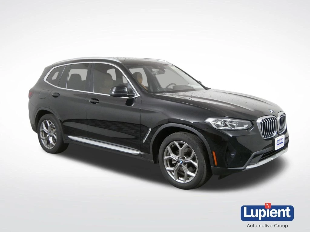 2022 BMW X3 xDrive30i's photo