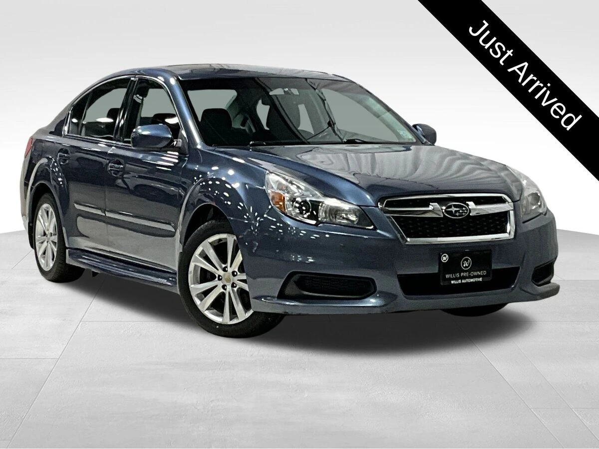 2013 Subaru Legacy I Premium's photo