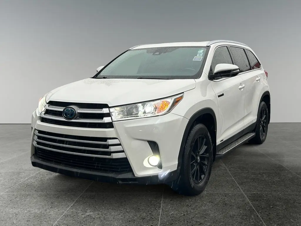 2019 Toyota Highlander Hybrid XLE photo 2