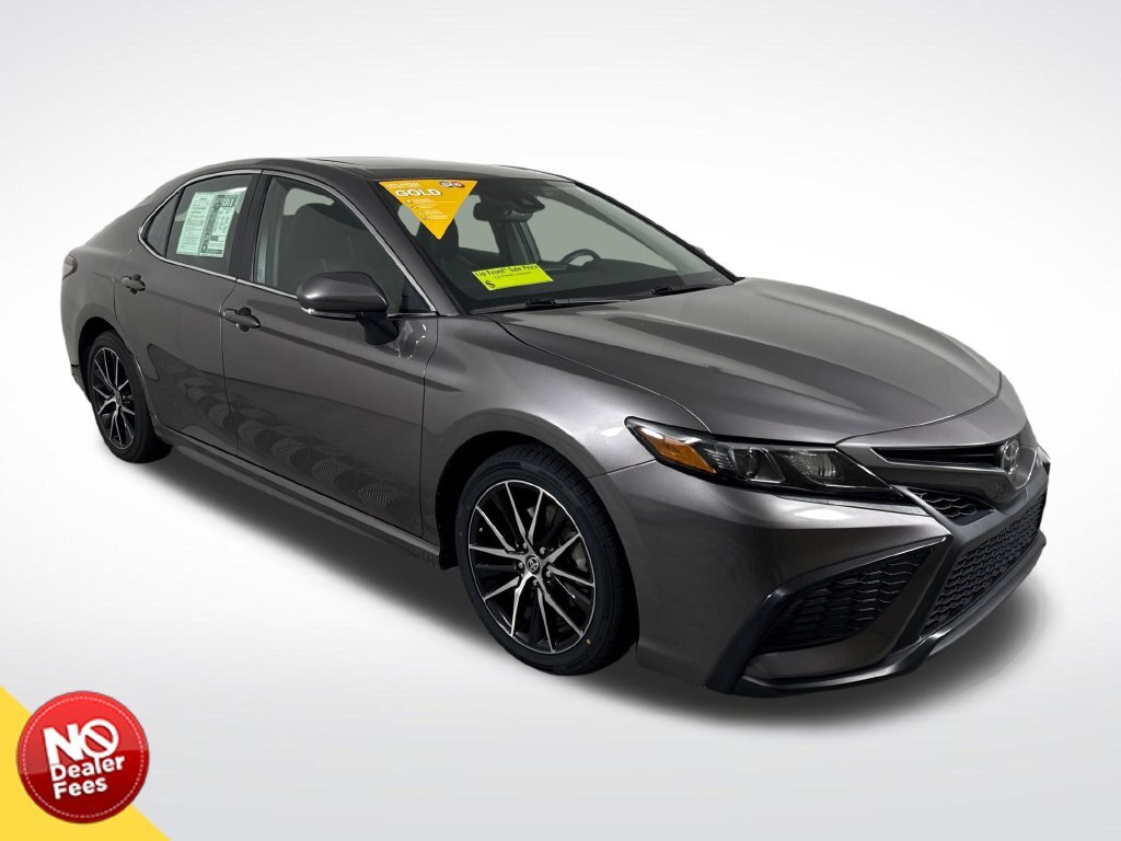 2024 Toyota Camry SE FWD