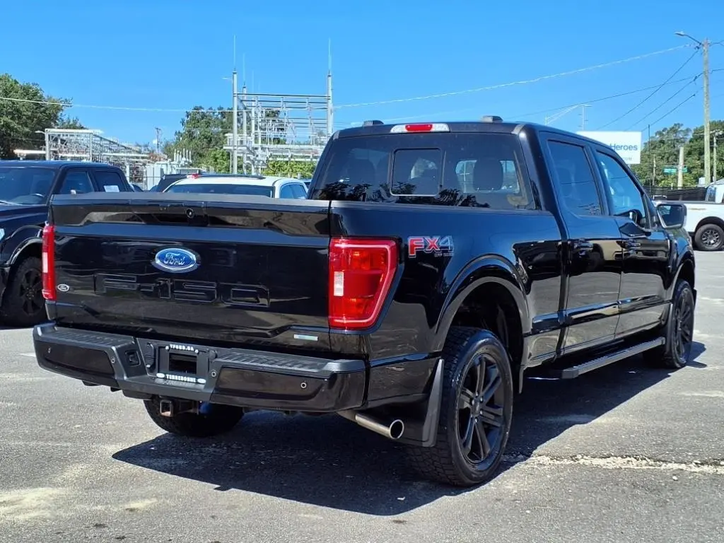 2022 Ford F-150 XLT photo 7