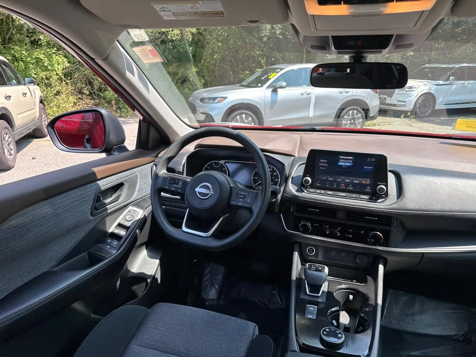 2022 Nissan Rogue S photo 33