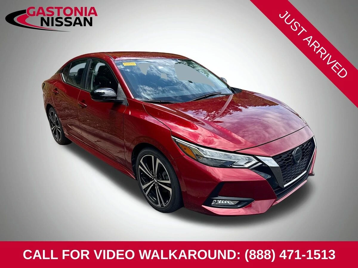 2023 Nissan Sentra SR CVT's photo