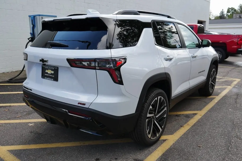 2026 Chevrolet Equinox RS photo 7