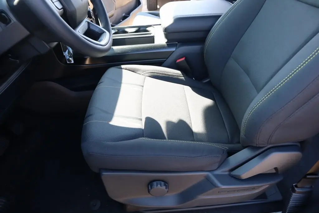 2025 Ford F-150 STX photo 10