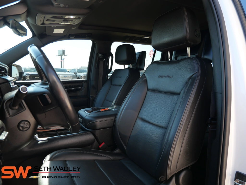 2023 GMC Yukon XL Denali - Photo 22