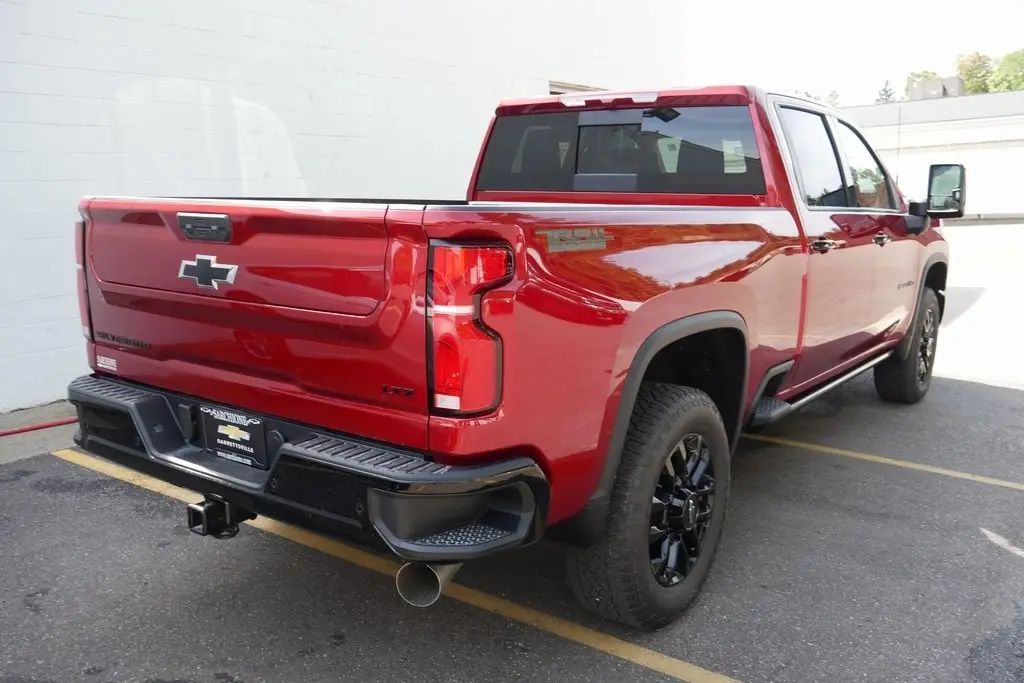2026 Chevrolet Silverado LTZ photo 7
