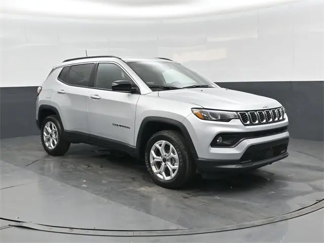 2026 Jeep Compass Latitude's photo