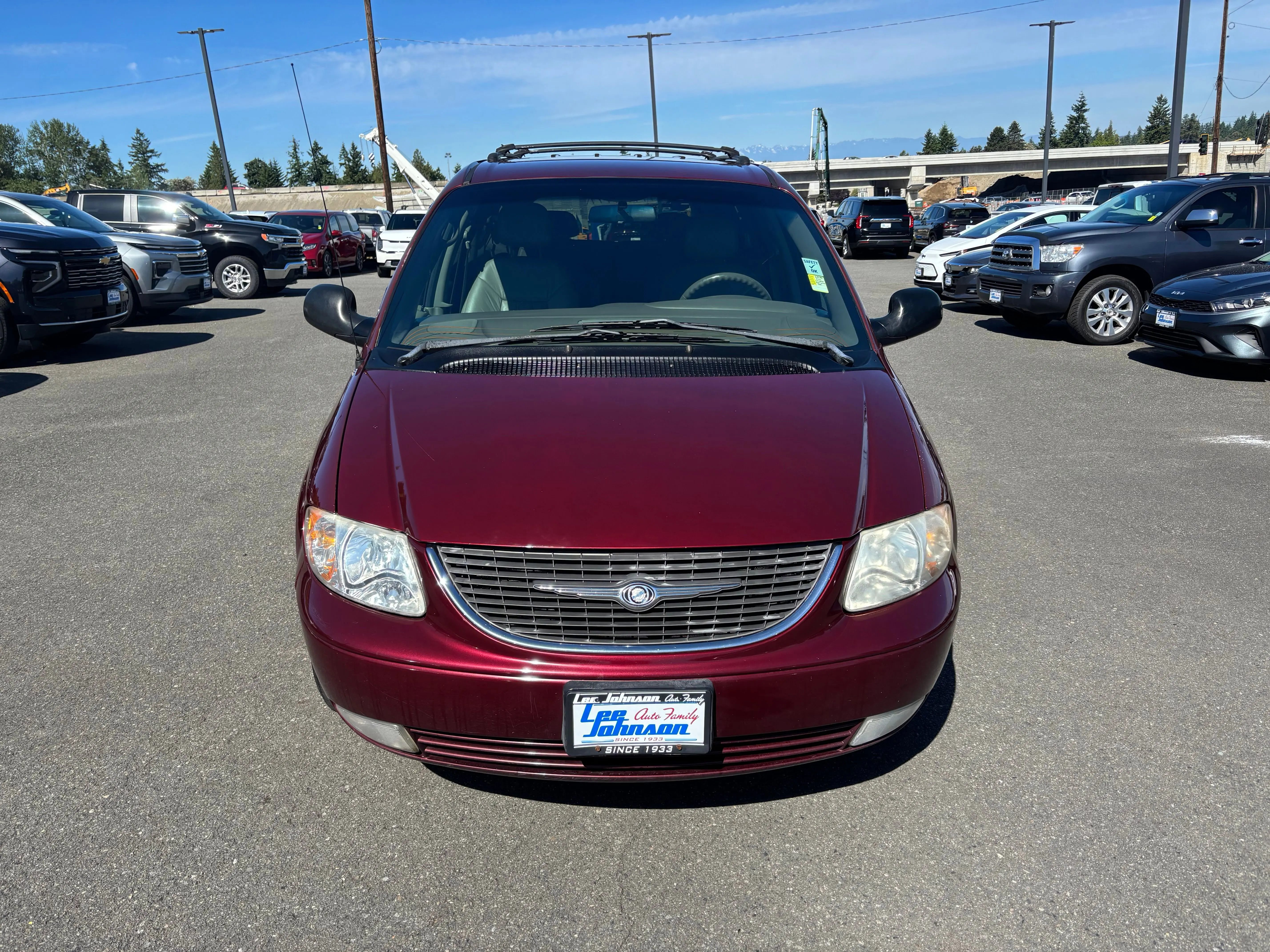 Used 2001 Chrysler Town & Country LXI AWD with VIN 2C4GT54L91R199869 for sale in Kirkland, WA