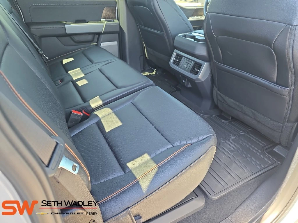 2026 Ford F-450 Super Duty Lariat - Photo 11