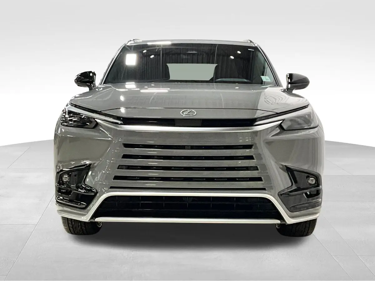 2026 Lexus TX 500h F SPORT Performance Premium photo 2