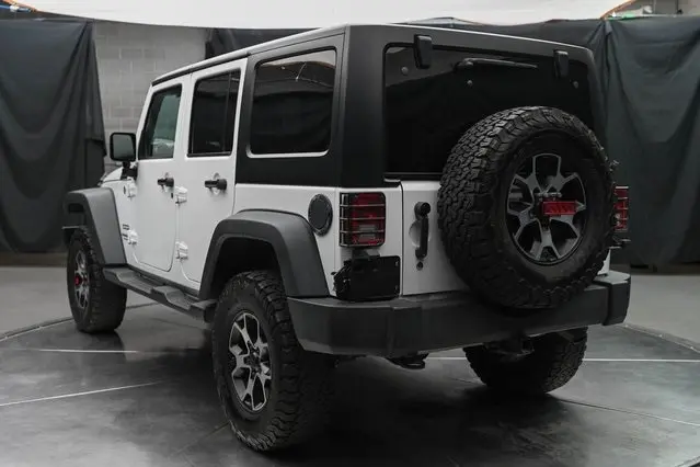 2015 Jeep Wrangler Unlimited Sport photo 11