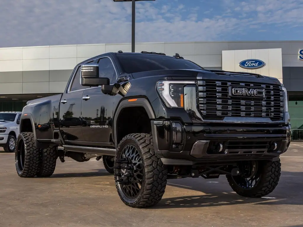 2024 Gmc Sierra HD Denali Ultimate photo 3