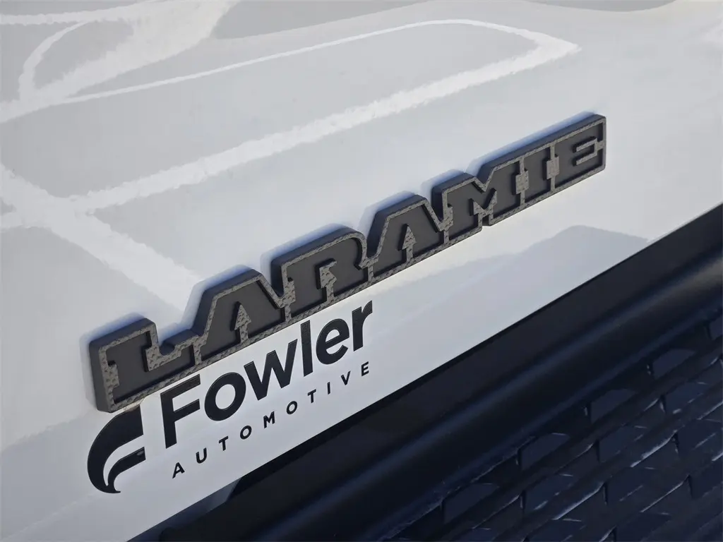 2026 Ram 2500 Laramie photo 8