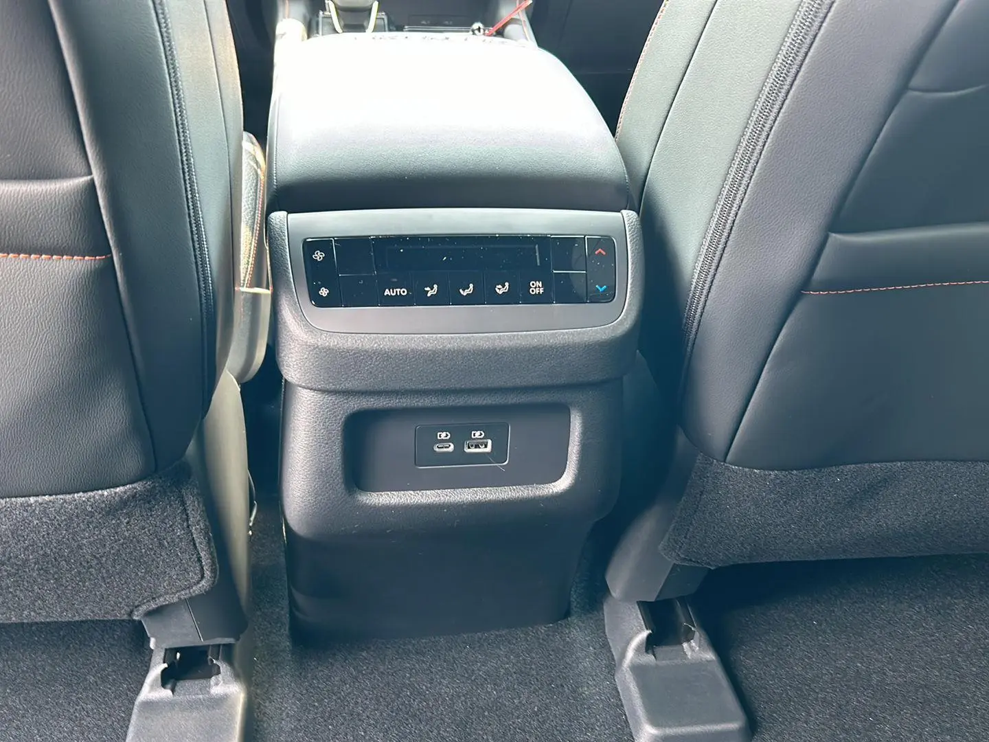 2025 Nissan Pathfinder SV photo 23