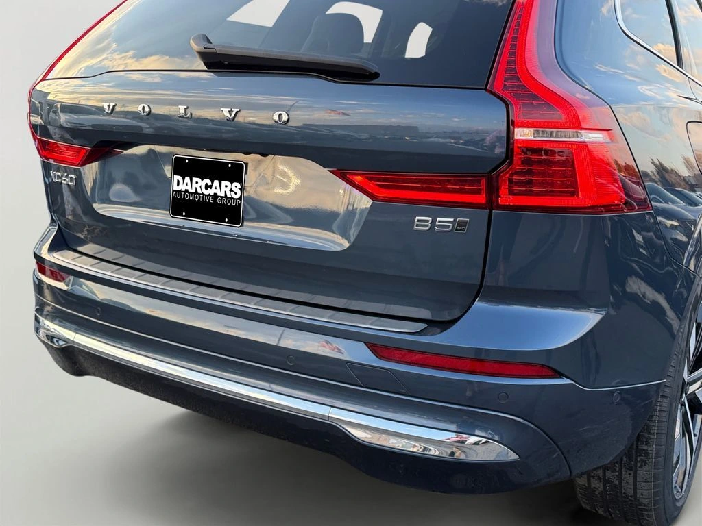 2023 Volvo - image 10