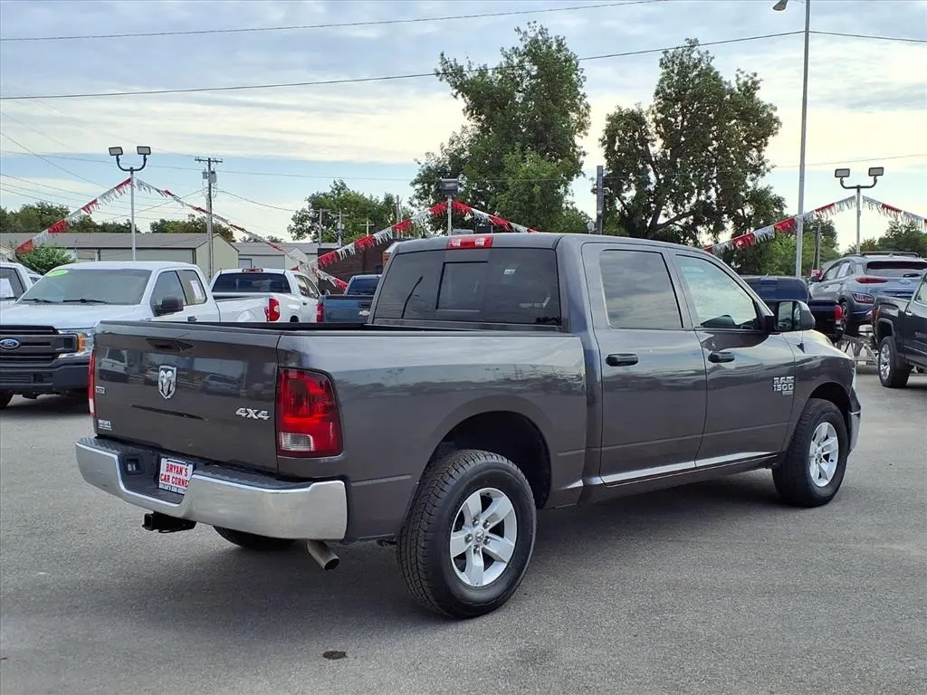 2023 Ram 1500 Classic SLT photo 19