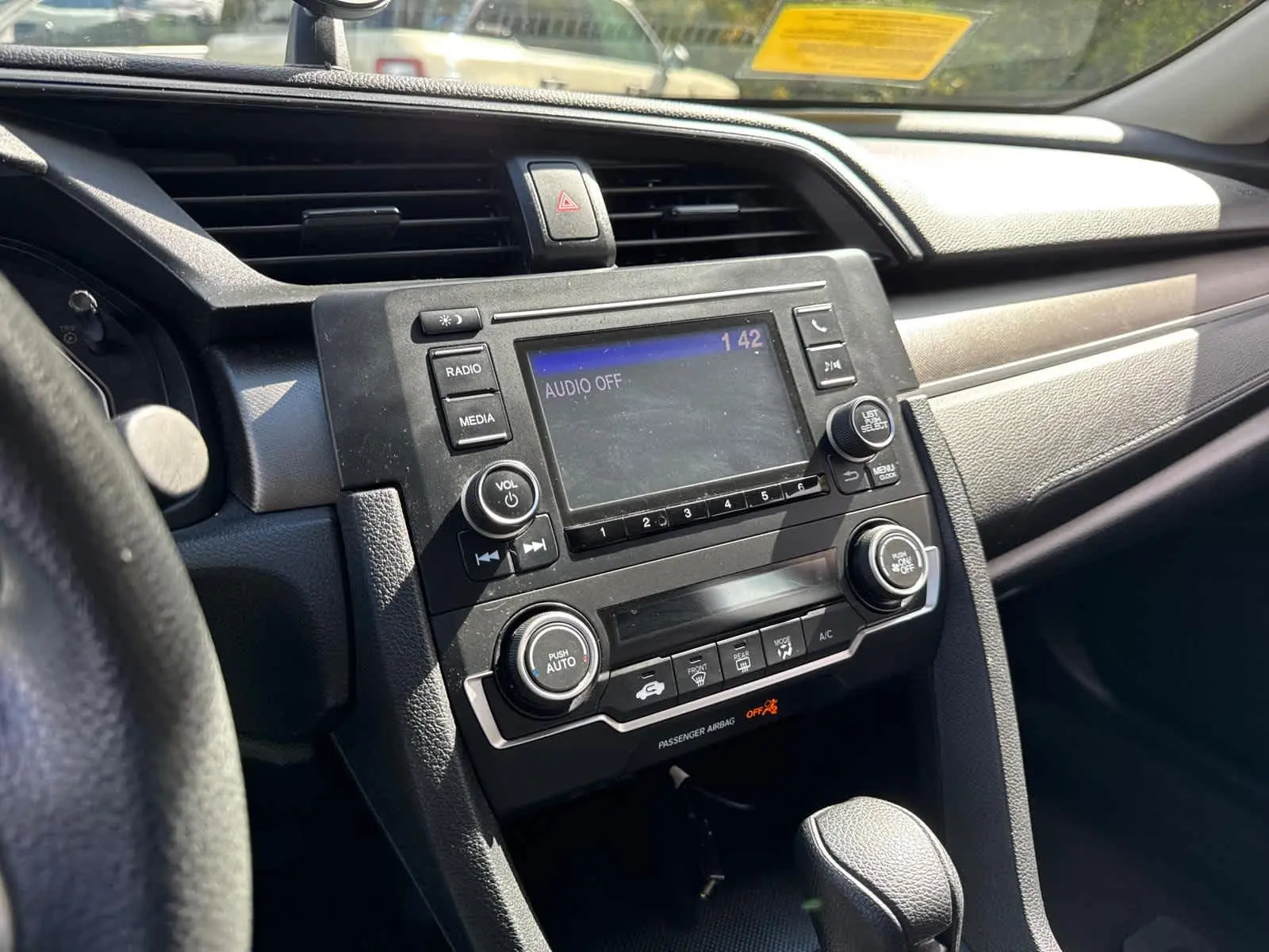 2020 Honda Civic LX photo 23