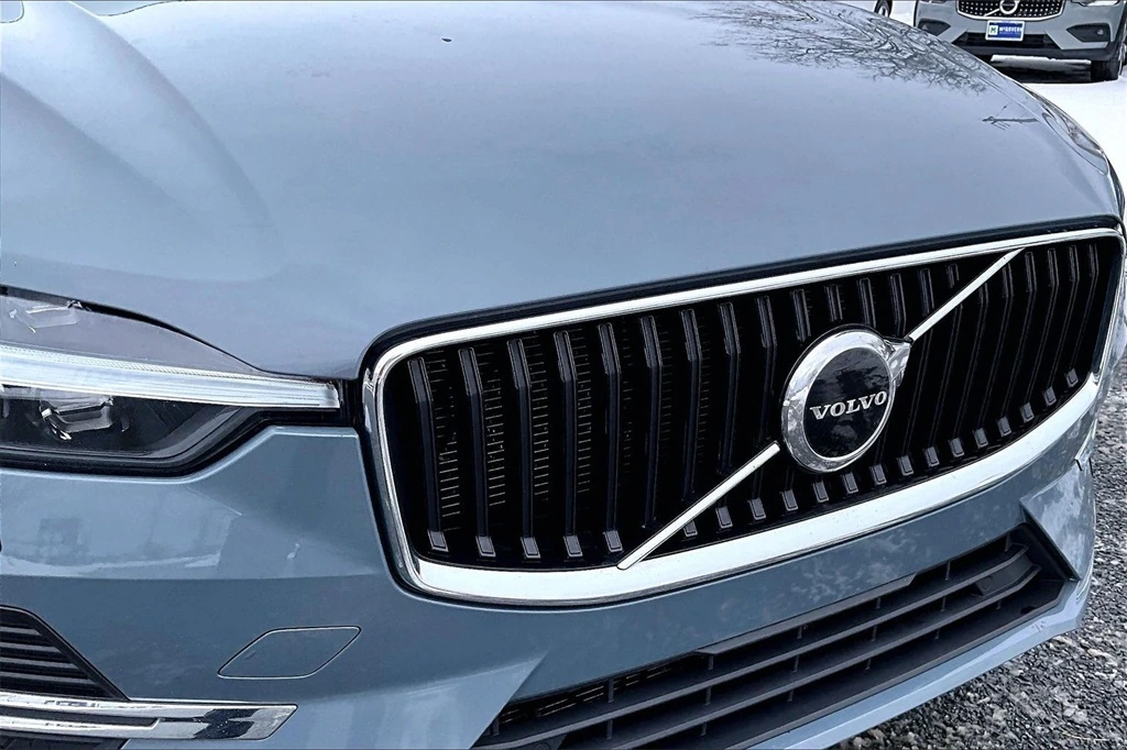 2023 Volvo - image 33