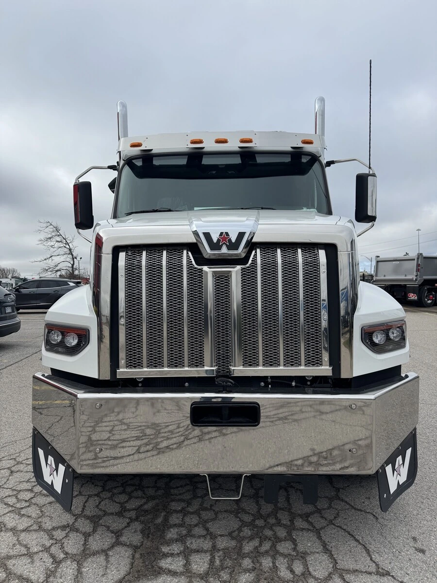 2026 Western Star 49X in St. Catharines, ON — photo 3