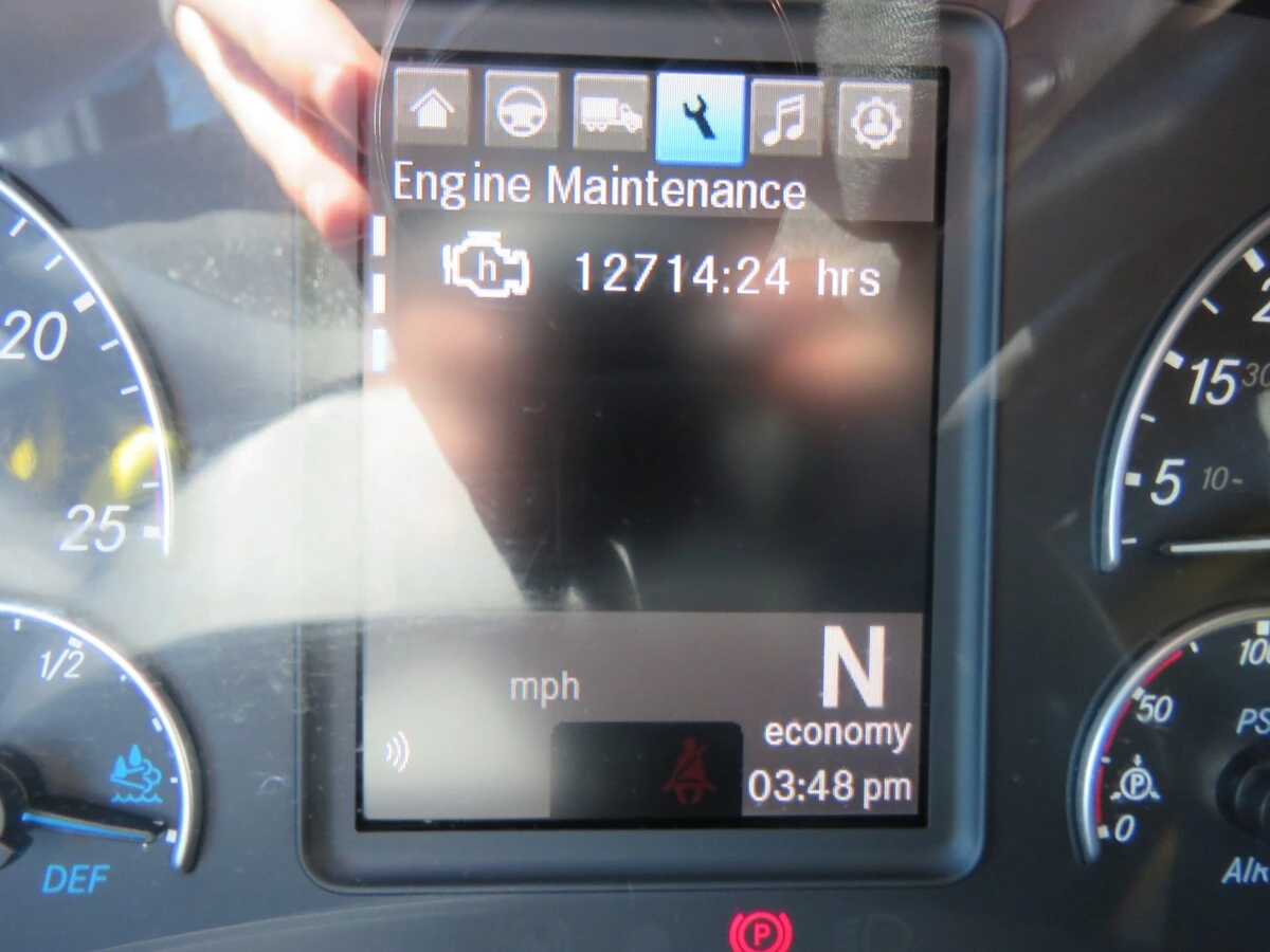 2024 Freightliner Cascadia - image 22