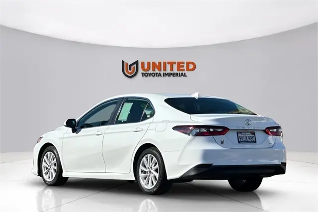 2024 Toyota Camry LE photo 4