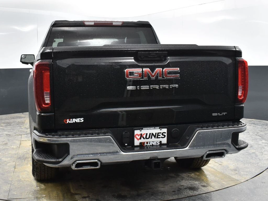 2024 GMC Sierra 1500 SLT - Photo 10
