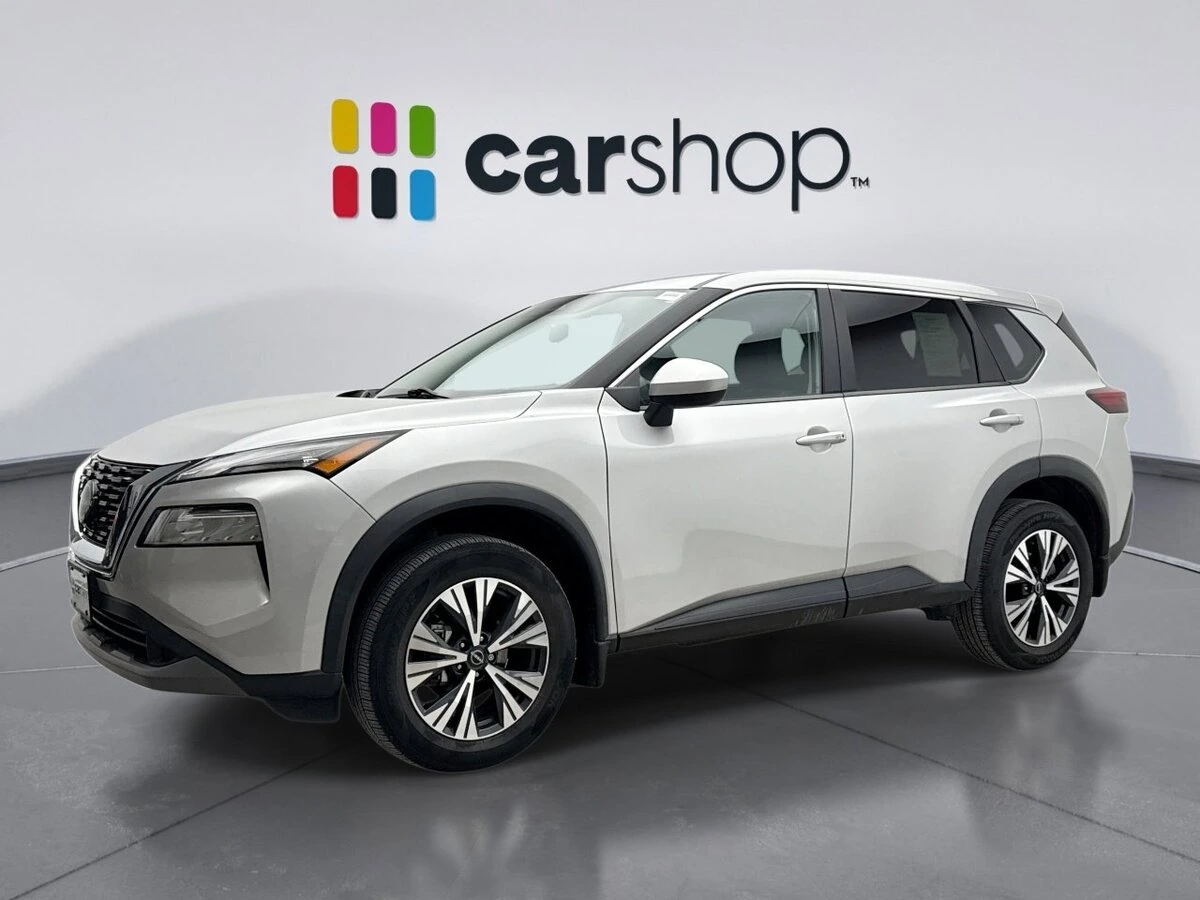 2023 Nissan Rogue SV's photo