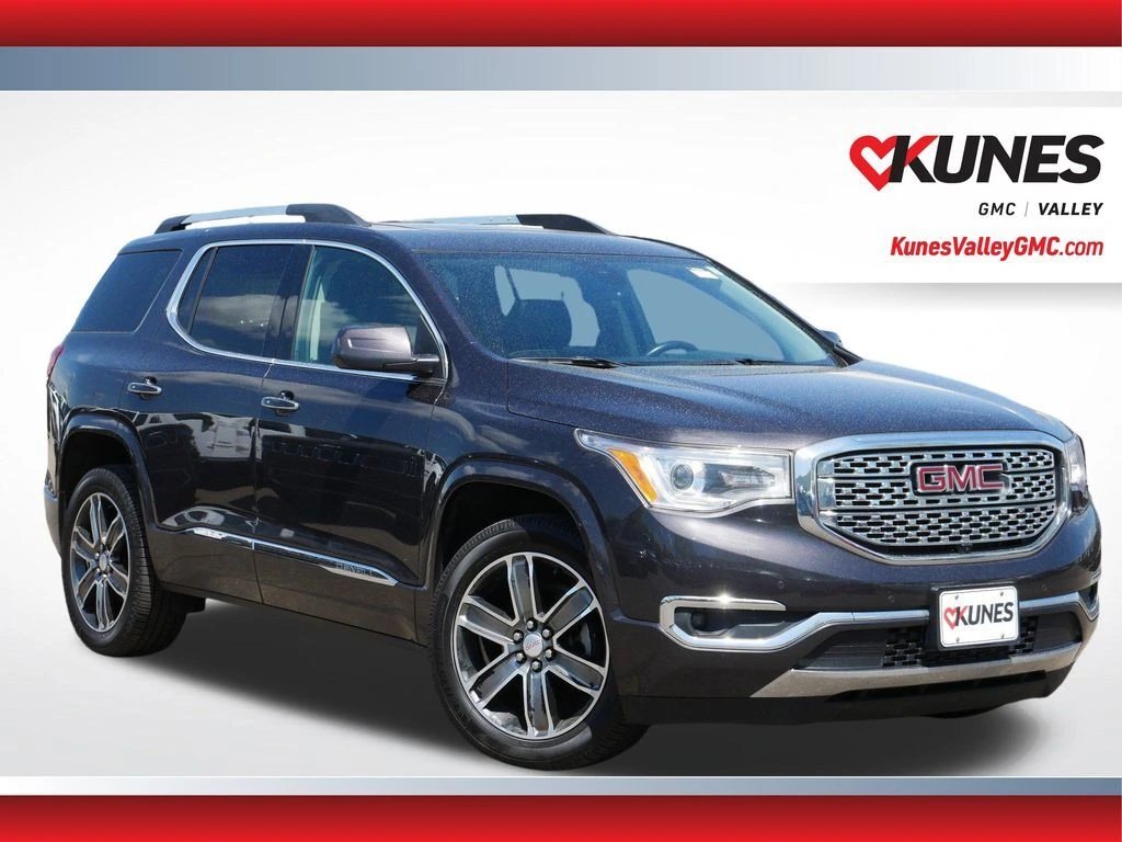 2017 GMC Acadia Denali AWD's photo